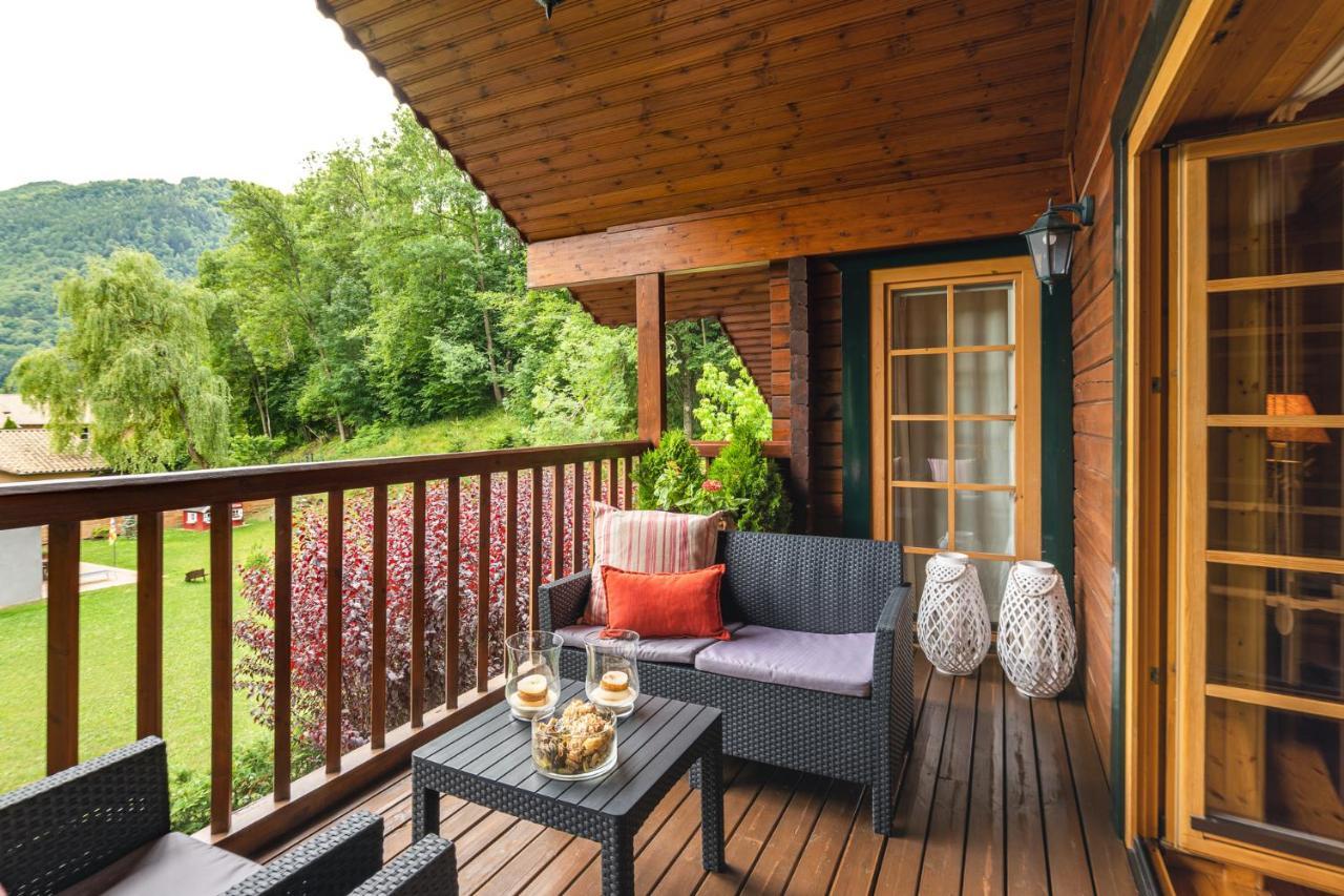Espectacular Apartamento De Madera Frente Al Rio Ter - Camprodon Eksteriør bilde